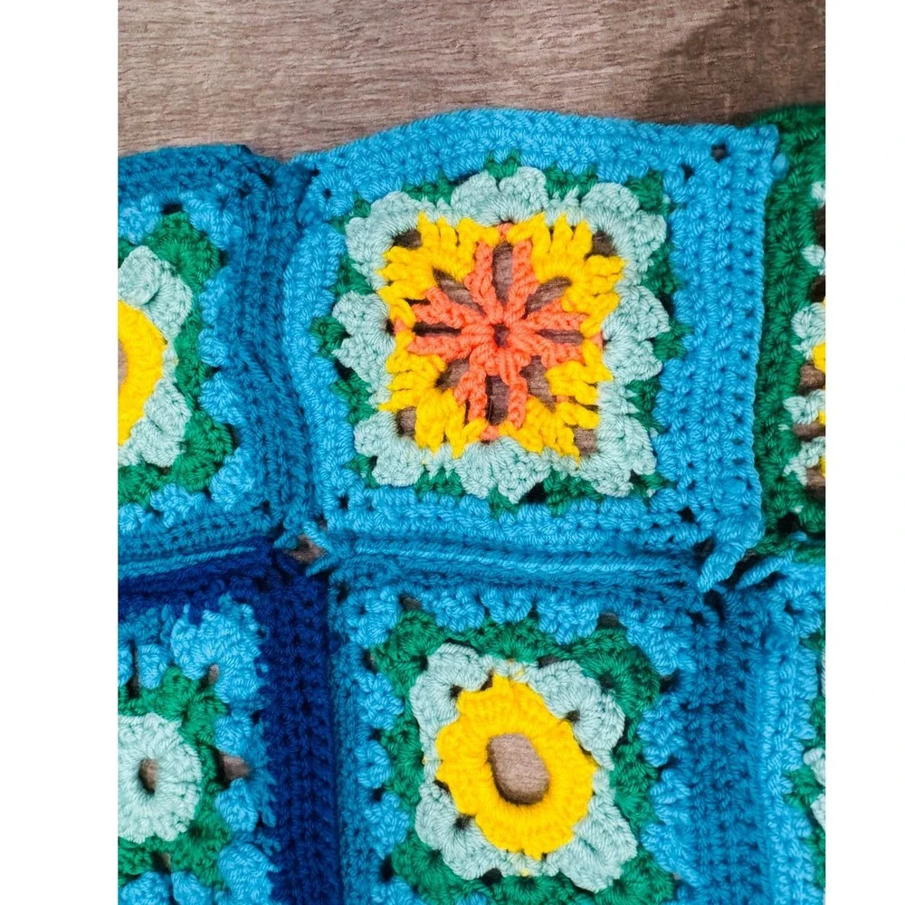 Handmade Crochet Granny Square Throw Blanket Rainbow Ombre Afghan 48x52 Boho